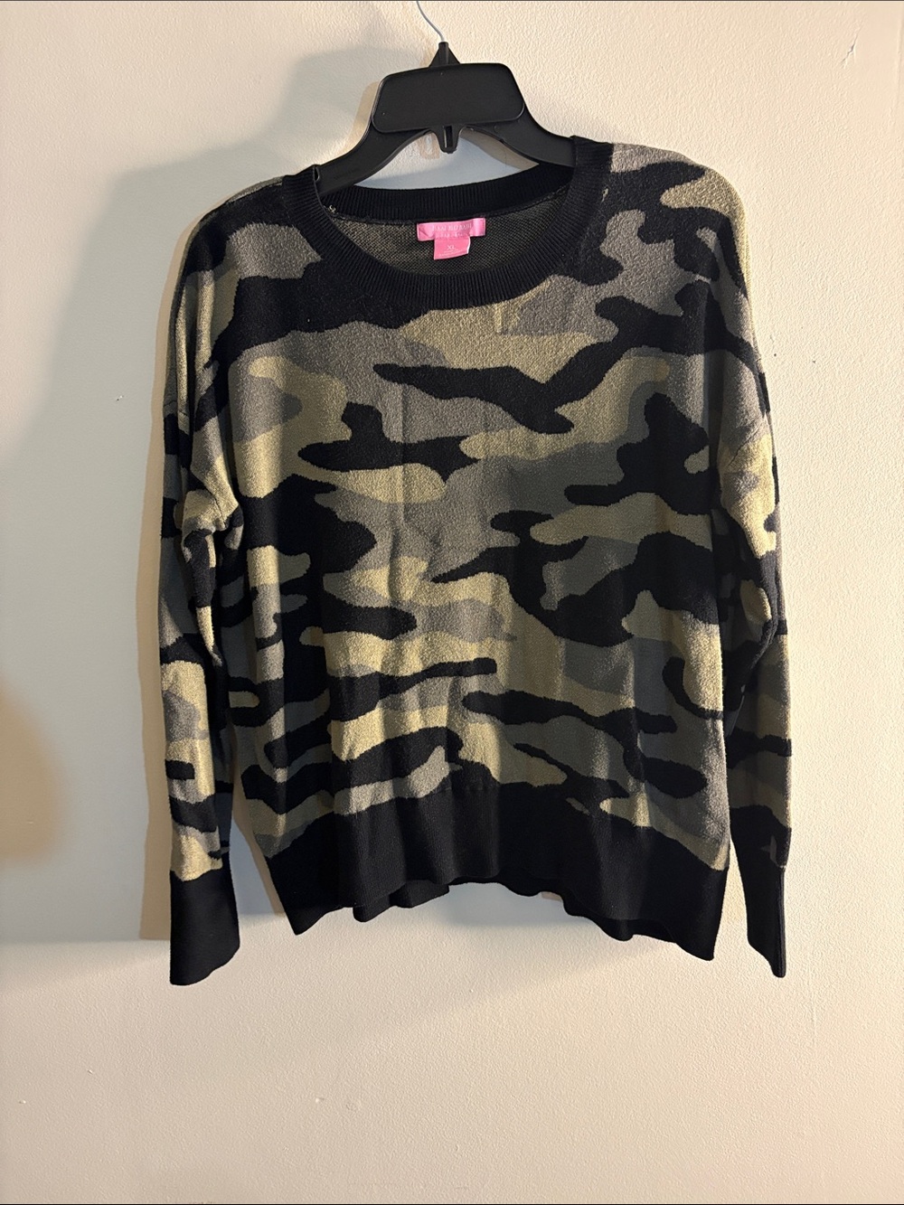 Isaac Mizrahi Black and Olive Camo Crewneck Sweater